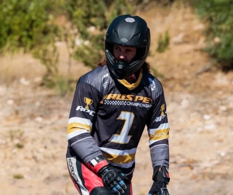 Jeff Cameron (eSkate)